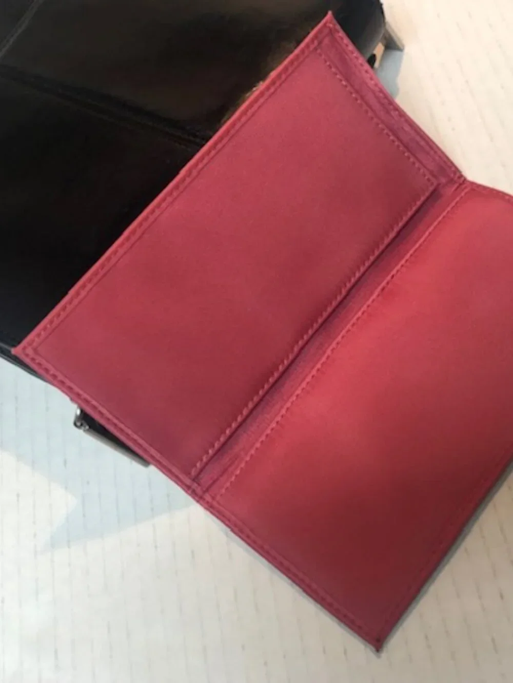 Hobo International black leather crossbody purse wallet dark pink lining